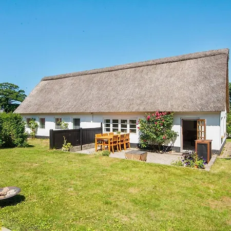 Xi Holiday home